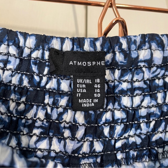 Atmosphere High-Waisted Micro Shorts - Picture 5 of 5